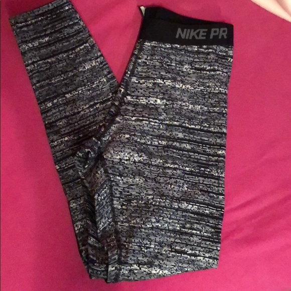 Nike Pro Dri Fit Legging